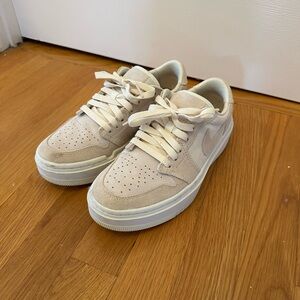 Womens Nike Sneakers